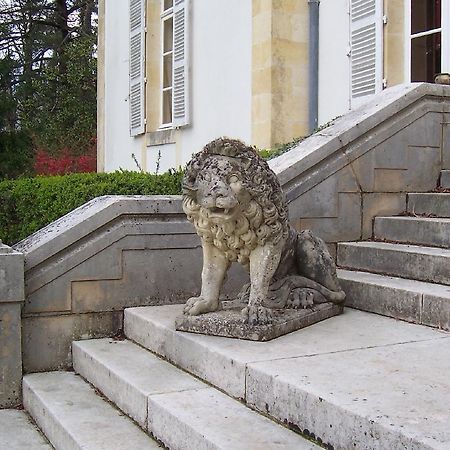 Chateau Champigny Bed and Breakfast Maillet  Esterno foto